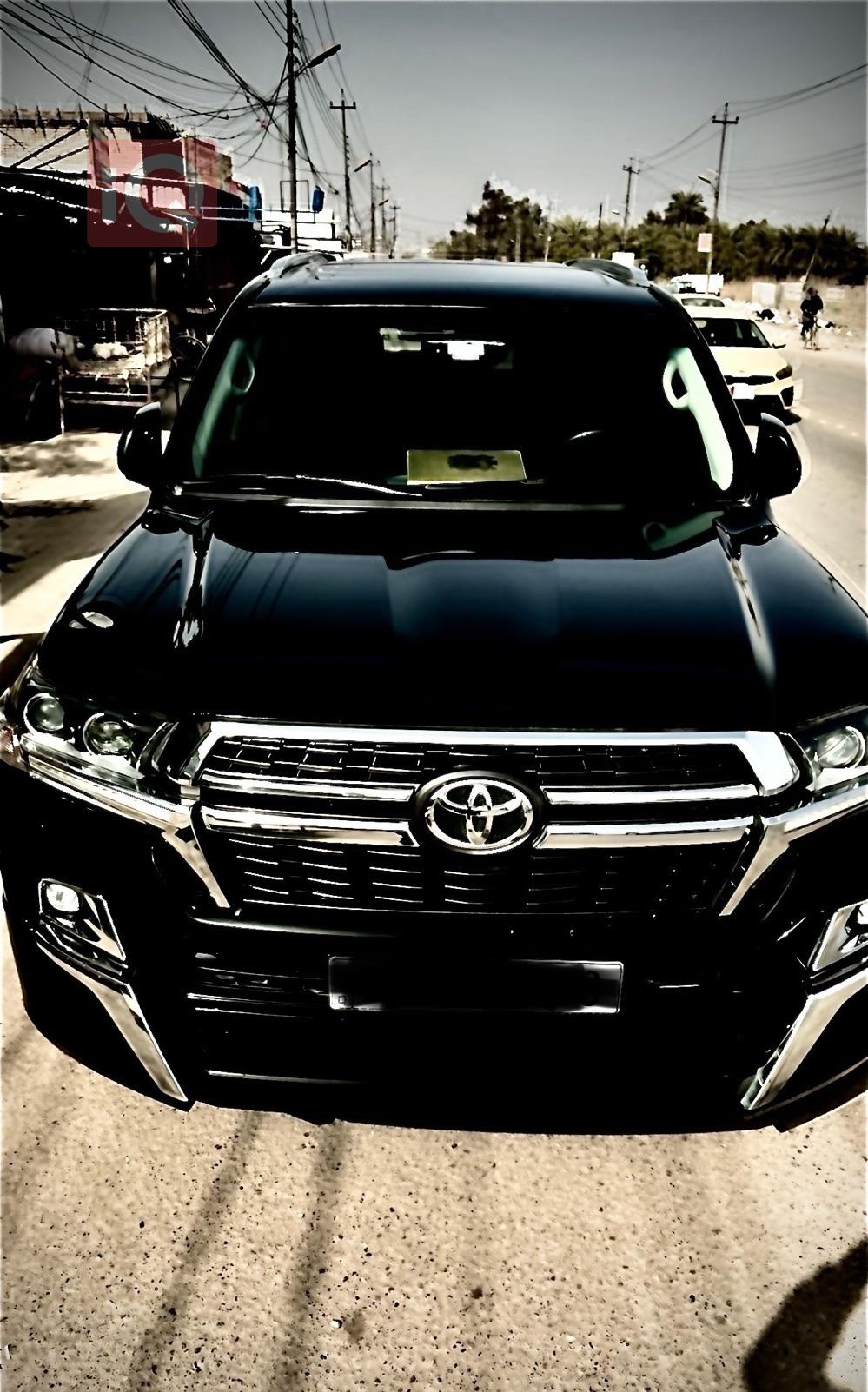 تويوتا لاندكروزر